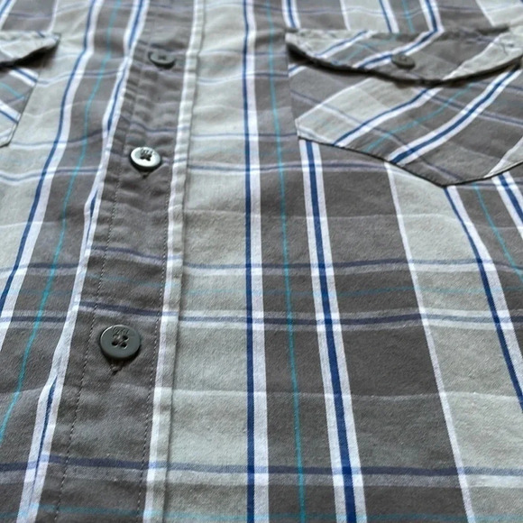 🔥4/$20 Tony  Hawk Plaid Short Sleeve Button Down - Picture 8 of 10